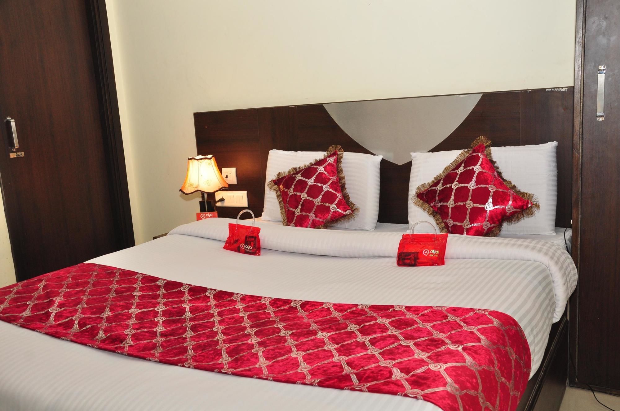 Oyo Rooms City Centre Guru Nanak Bhawan 阿姆利则 外观 照片