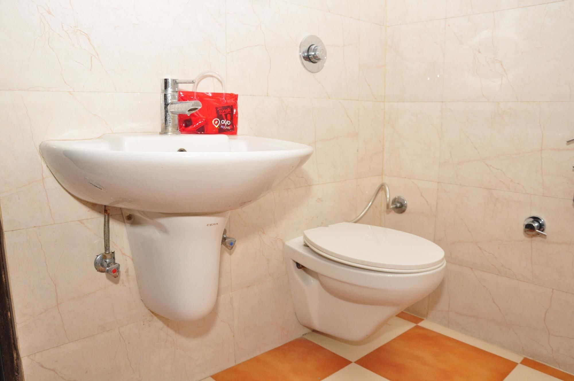 Oyo Rooms City Centre Guru Nanak Bhawan 阿姆利则 外观 照片