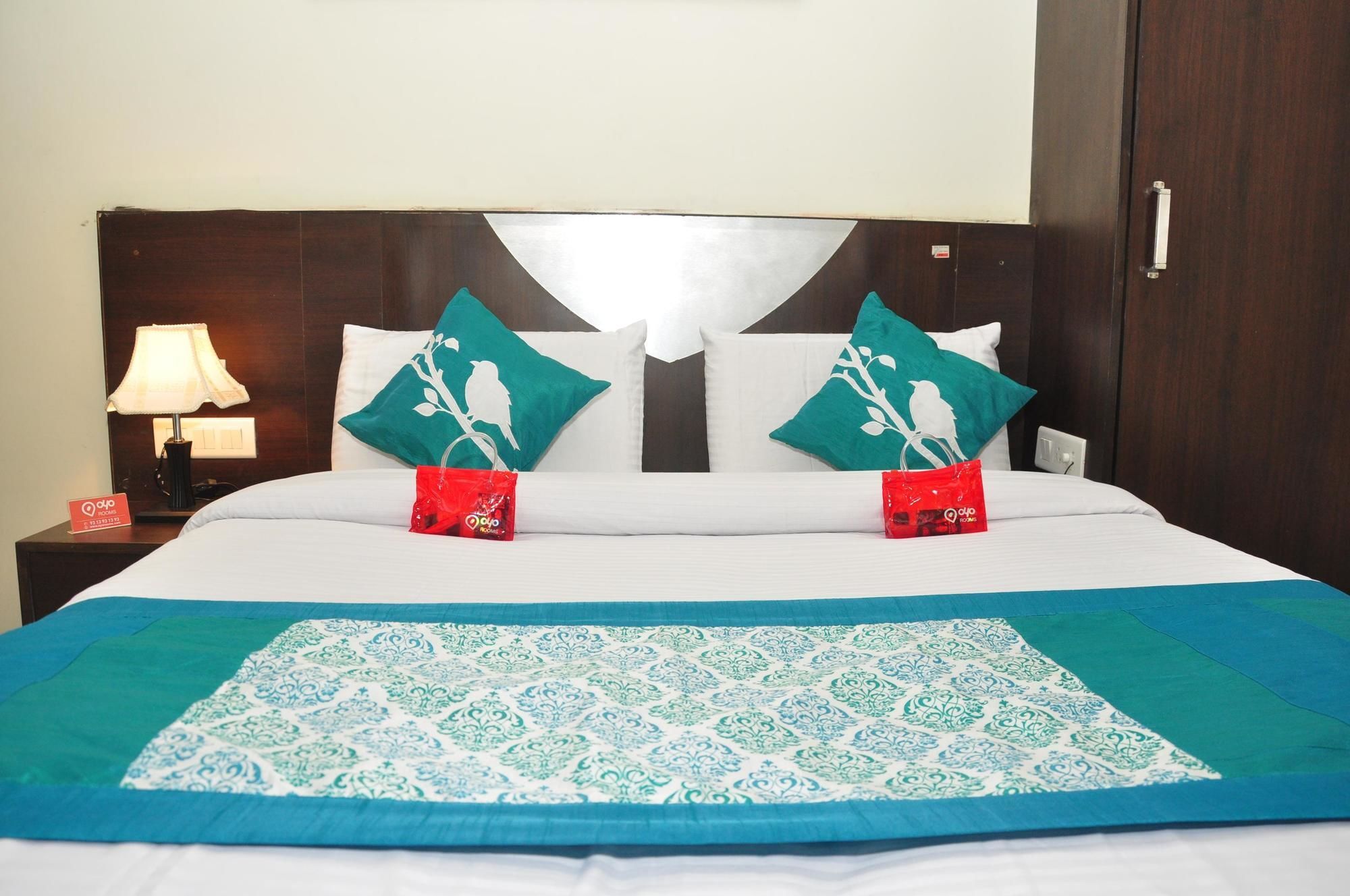 Oyo Rooms City Centre Guru Nanak Bhawan 阿姆利则 外观 照片